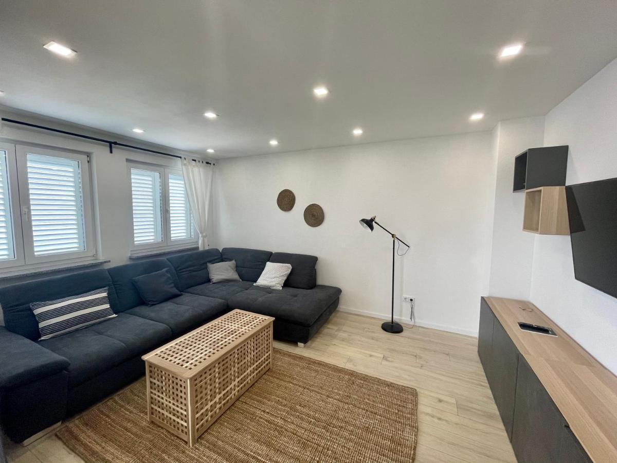 Lambda Holiday Apartments Jesenice  Bagian luar foto
